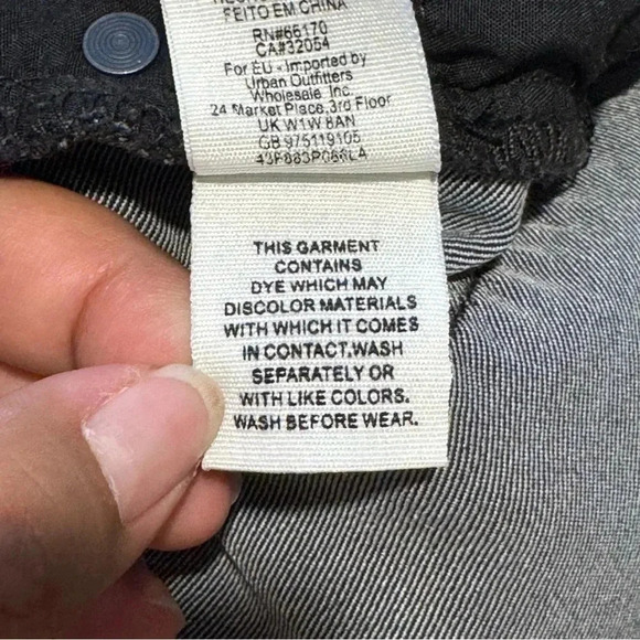 Free People Dark Wash Skinny Jeans Size 28 - Picture 9 of 10